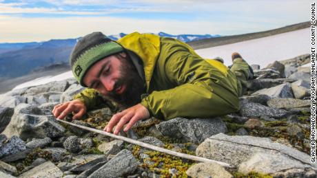 Archaeologists have discovered a record number of ancient arrows in a melted ice patch in Norway.