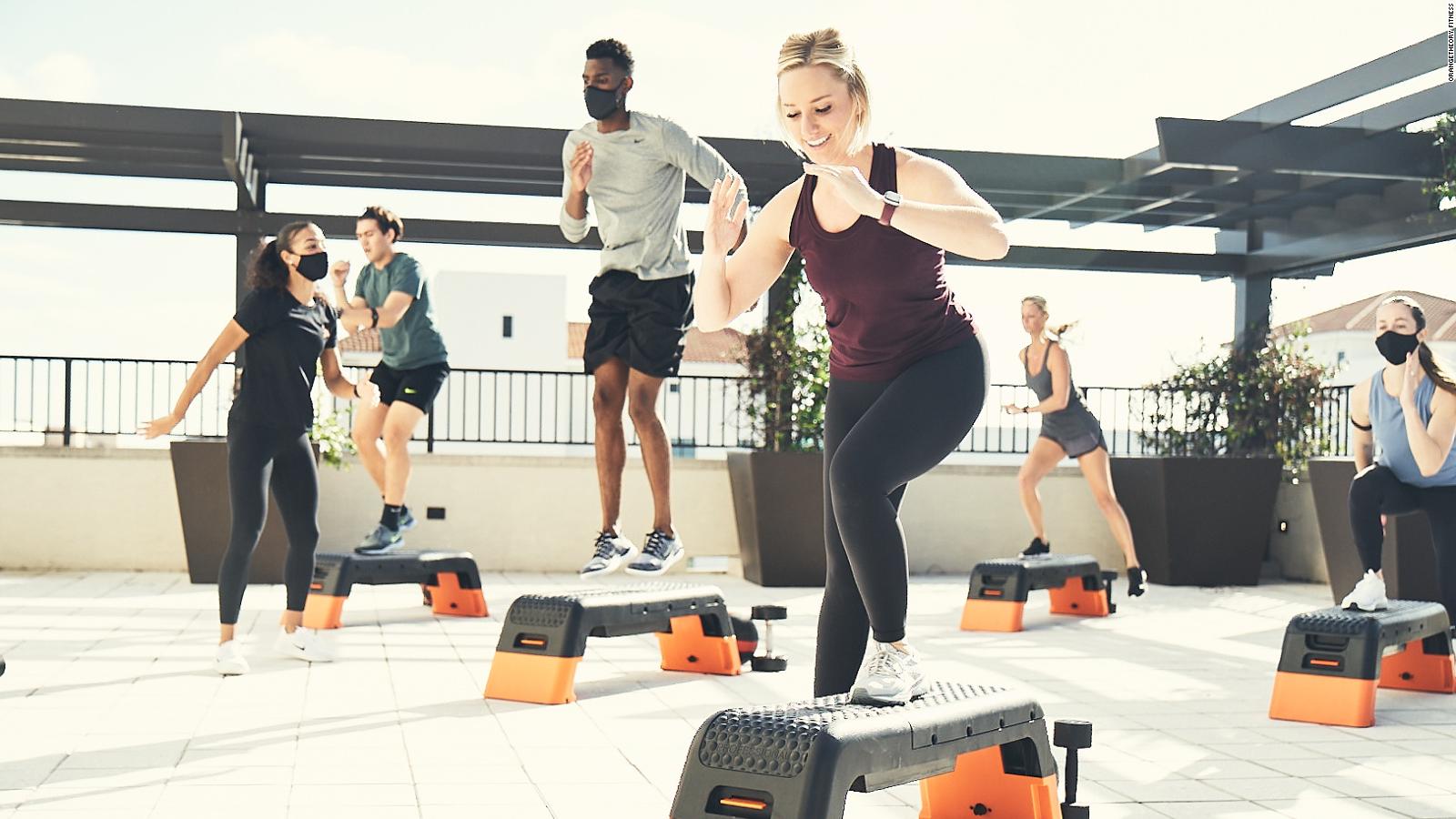 Orangetheory Fitness Is Opening New Studios During The Pandemic As Other Gyms File For Bankruptcy Cnn