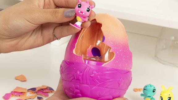 Hatchimals CollEGGtibles Secret Surprise Playset