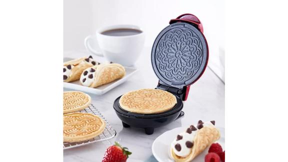 Dash Mini Pizzelle Maker