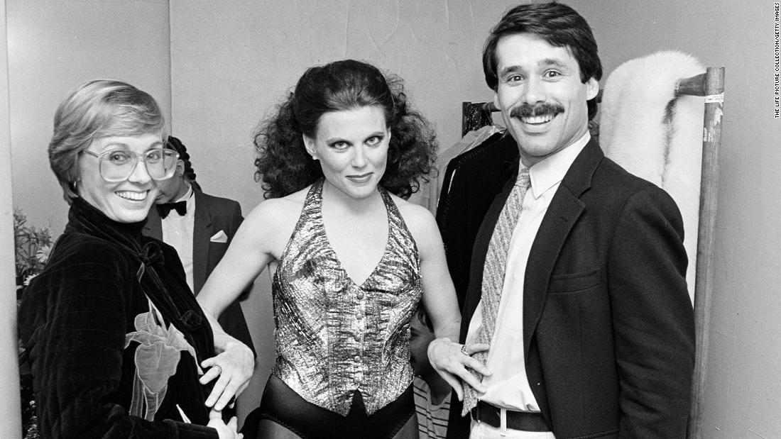 Reinking poses with actors Sandy Duncan and Don Correia in 1982.