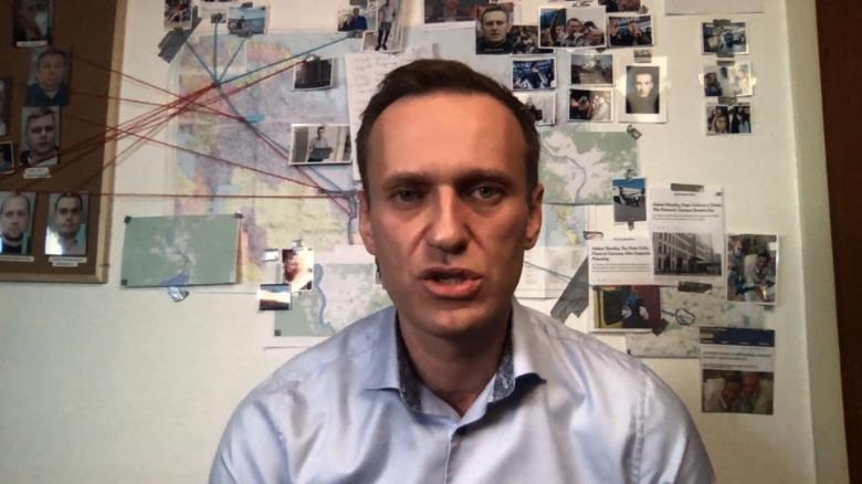 Navalny to Putin: Catch me if you can