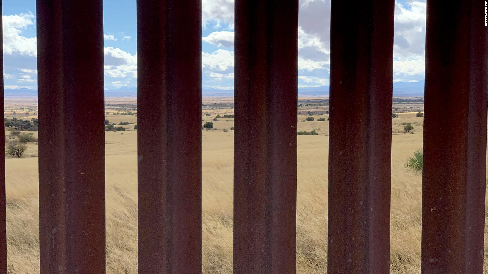 Trump Administration Locks Down Border Wall Contracts Complicating