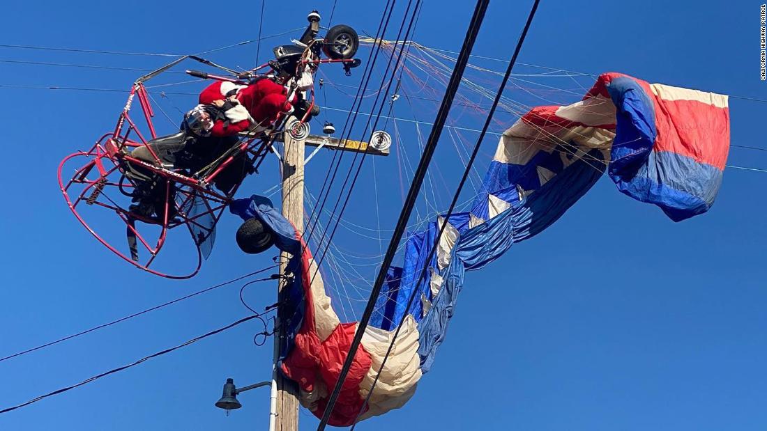 Ho Oh No! Santa gets tangled up in some power lines