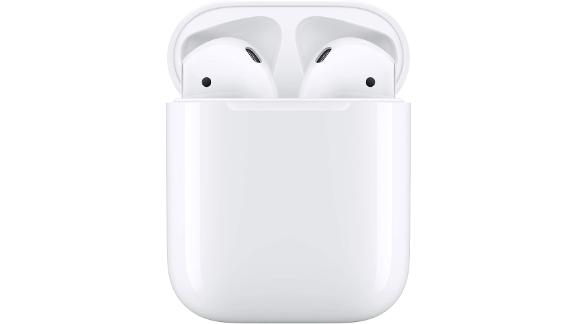 Apple AirPods With Charging Case
