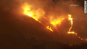 Los incendios forestales del condado de San Diego provocan evacuaciones en Camp Pendleton y áreas cercanas