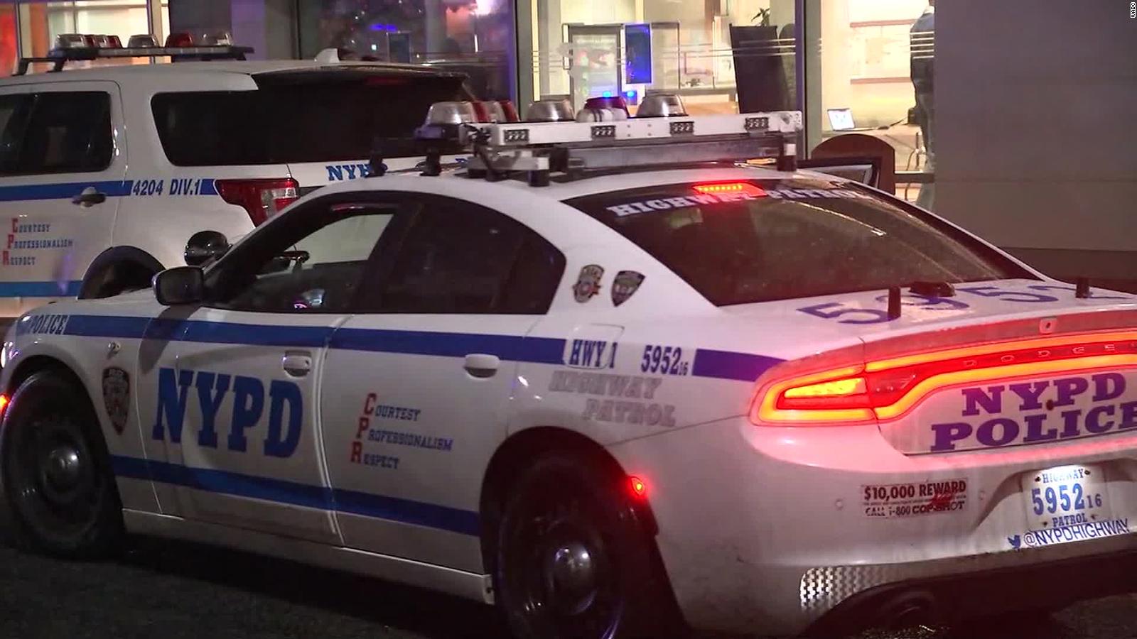 Nypd Officer Who Was Shot On Christmas Eve Survived Because Of His Bulletproof Vest Cnn 