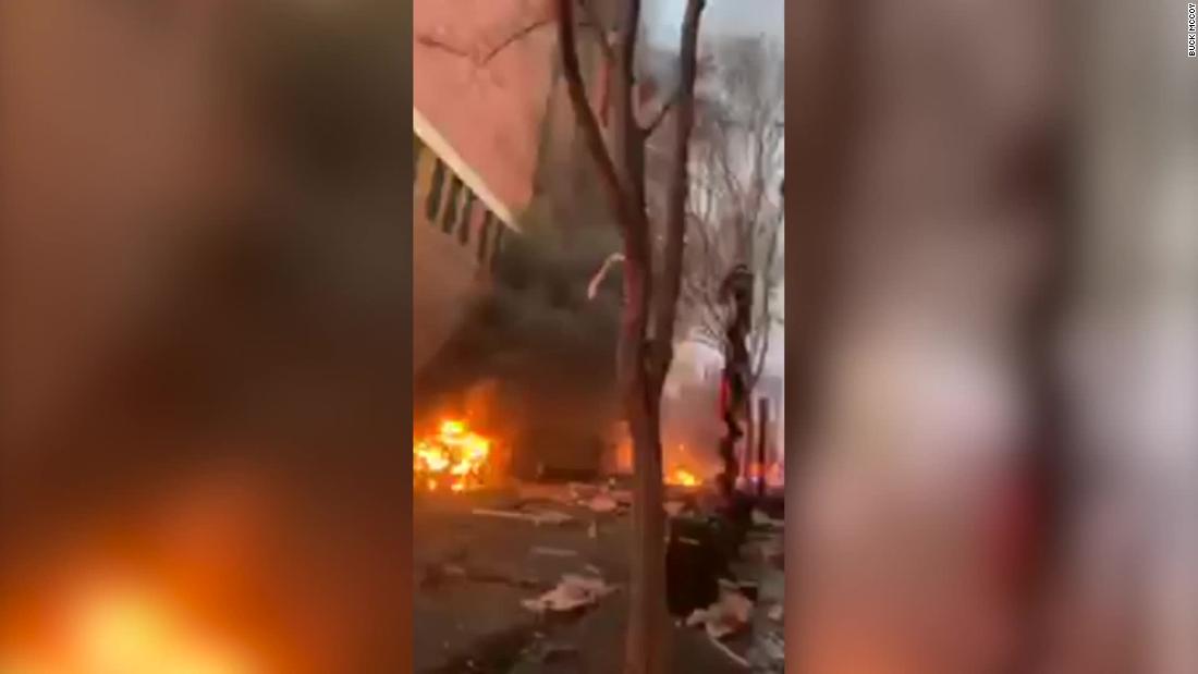 ‘This vehicle will explode in 15 minutes.’  Witnesses describe how they survived the Nashville explosion