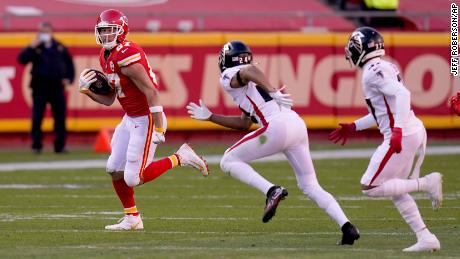 Chiefs tight end Travis Kelce broke the record for receiving yards in a single season for a tight end, with a 98-yard receiving performance against the Falcons on Sunday.