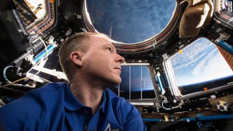Astronaut Terry Virts shares an 'insider's guide' to life in space