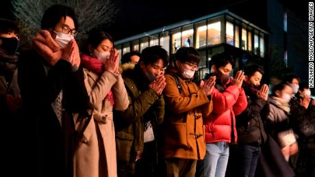 Ο κόσμος επισκέπτεται το Ναό Kanda Myojin για να προσφέρει τις προσευχές της Πρωτοχρονιάς στο Τόκιο την πρώτη ημέρα του 2021. 