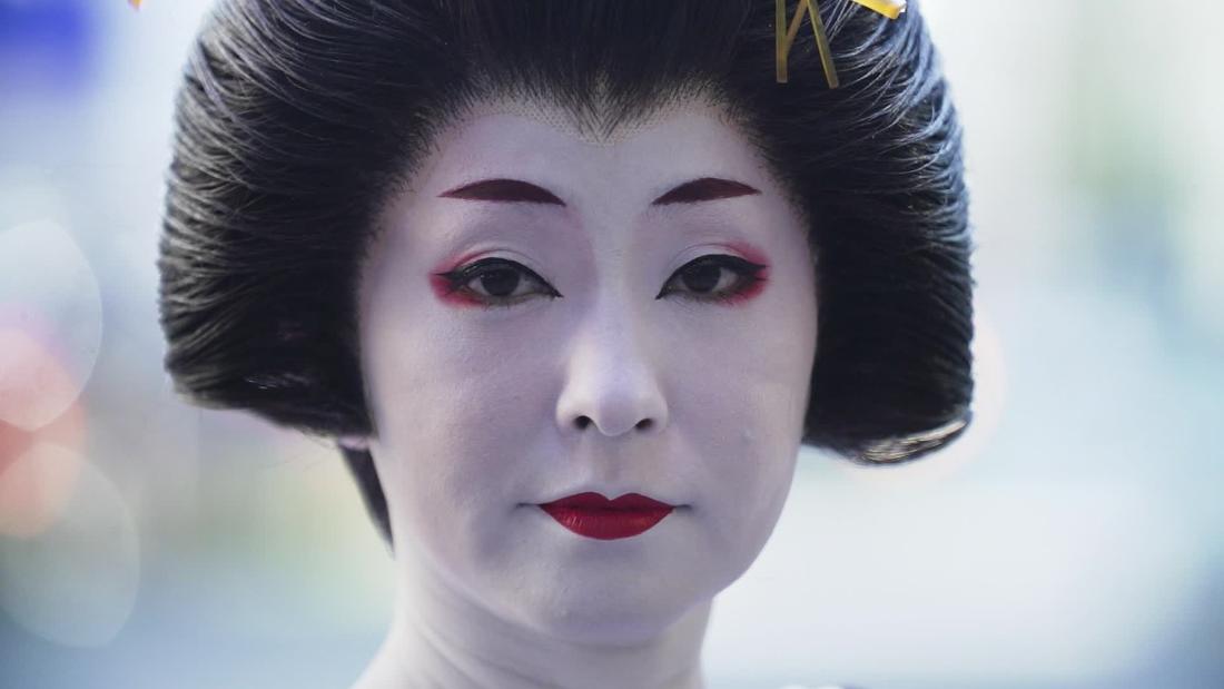 Japan's geishas feeling the impact of coronavirus pandemic - CNN Video