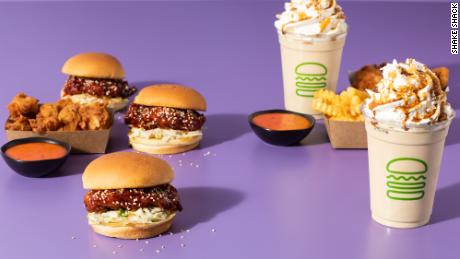 Shake Shack&#39;s new Korean-style Fried Chick&#39;n sandwich and Black Sugar Vanilla Shake became available for purchase on January 5, 2021 for a limited time.