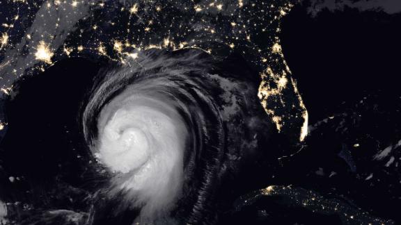 Van Zandt County, Texas, storm kills 2