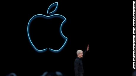 Apple  заявление о доверенности впервые включает раздел об антимонопольном риске