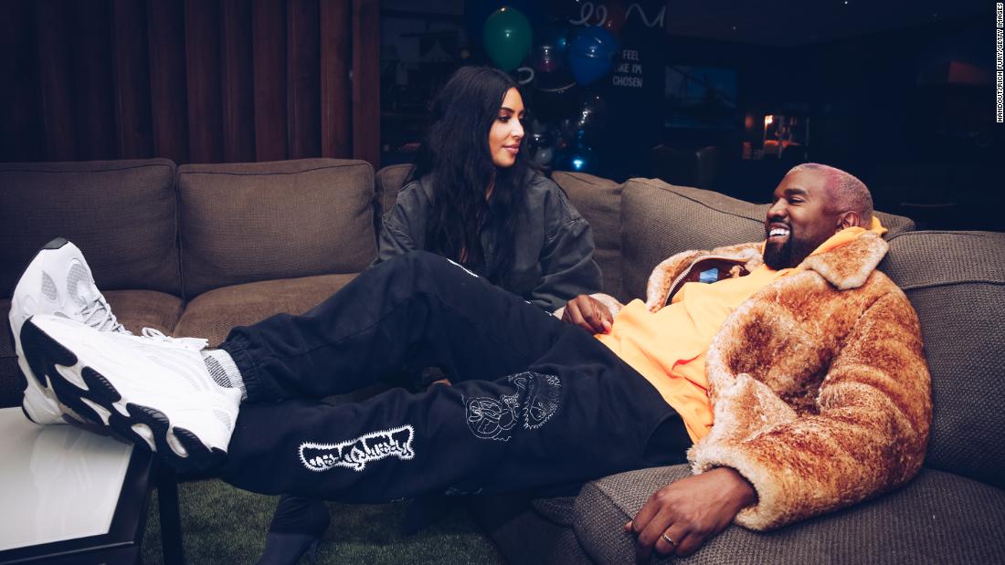The couple sits backstage during Travis Scott&#39;s Astroworld Tour in December 2018.