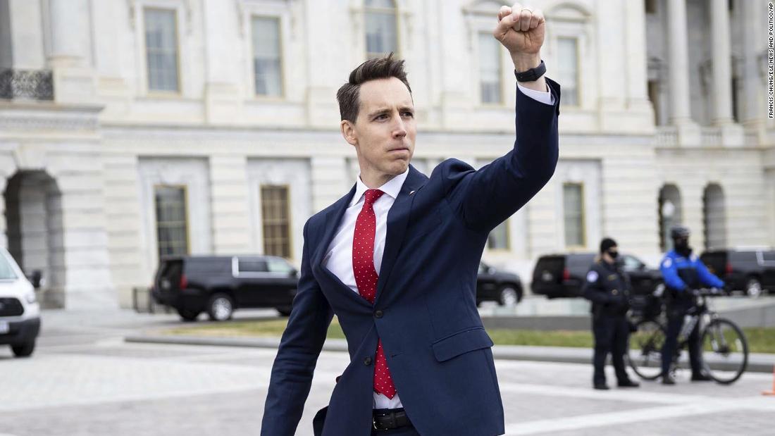 Josh Hawley: the ploy of being a pro-Trump hero results in a withering reaction