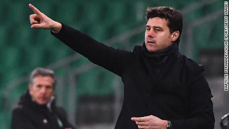 Pochettino gestures during the match against St Etienne.