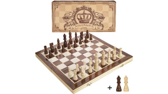 Amerous 15-Inch Magnetic Wooden Chess Set 