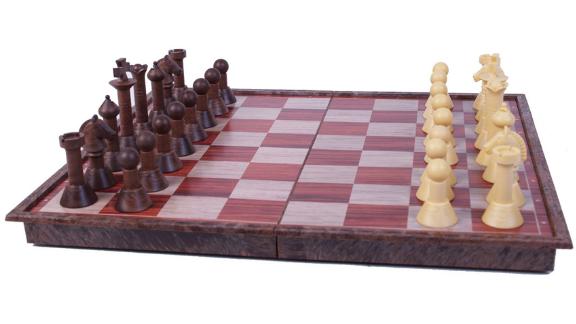 John N. Hansen Co. Wood Magnetic Chess Set