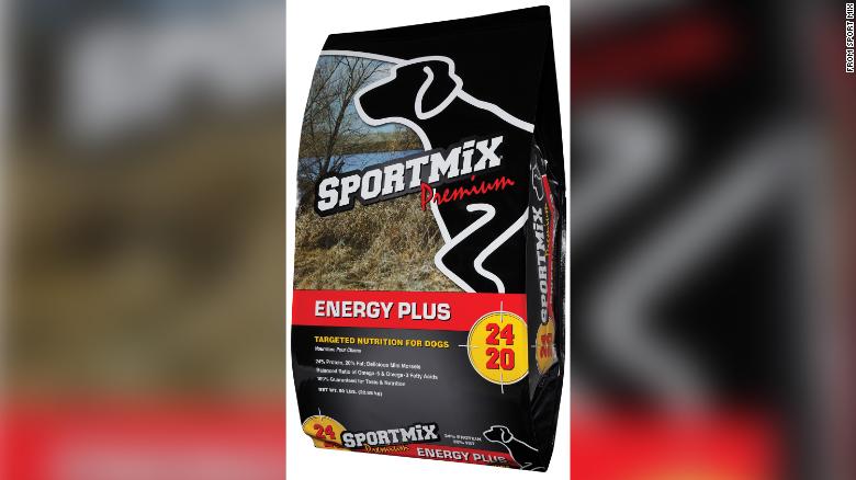 FDA expands Sportmix dog food recall after 70 dogs reportedly died