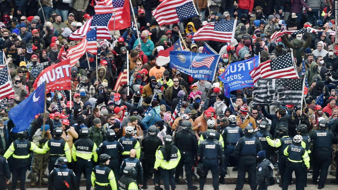 Us Capitol Riots Members Of Extremist Oath Keepers Group Planned Attack Prosecutors Say 