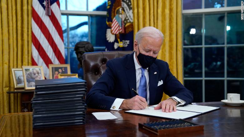 Inside Joe Biden's newly decorated Oval Office - CNNPolitics