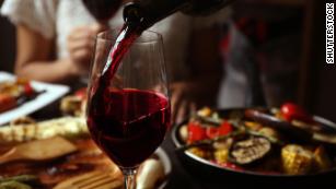 Is a Glass of Wine a Day Good for Me? Heart Federation Says No - Bloomberg