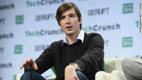 Robinhood&#39;s CEO is not licensed by a powerful Wall Street regulator