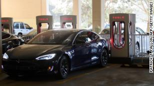 Tesla disappoints Wall Street despite strong profits