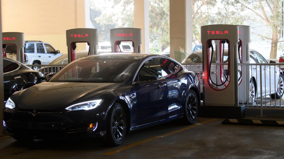 Tesla disappoints Wall Street despite big profits