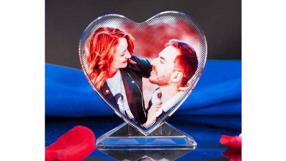 PlartGroup Heart-Shaped Custom 3D Glass Photo