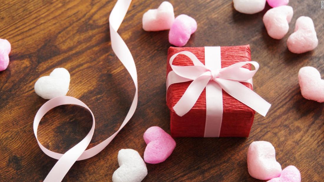 28 Valentine's Day gifts under $50