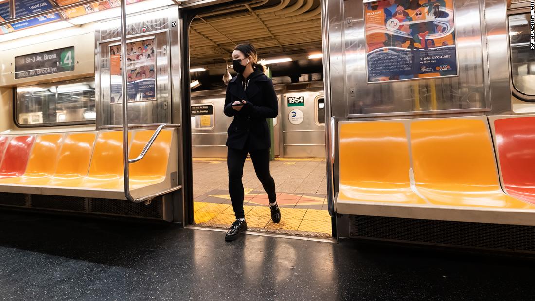 US Coronavirus: CDC says travelers should wear masks on all forms of public transport