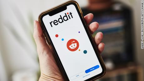 Reddit posts from over 6,800 users showed that their language patterns changed up to three months before a breakup, a new study has revealed. 