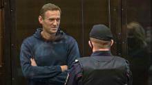 Navalny in a glassed off area of ​​Moscow City Court on Tuesday.