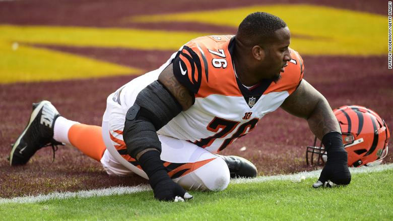 How yoga helps NFL pro bowler Mike Daniels tackle tension