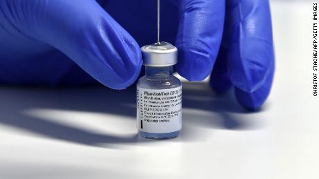 Lab studies suggest Pfizer, Moderna vaccines can protect against coronavirus variant