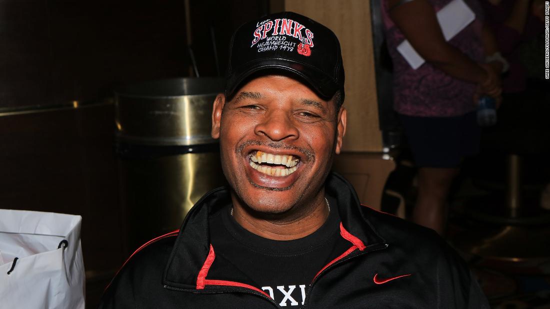 Leon Spinks, former heavyweight champion who defeated Muhammad Ali, dead at 67