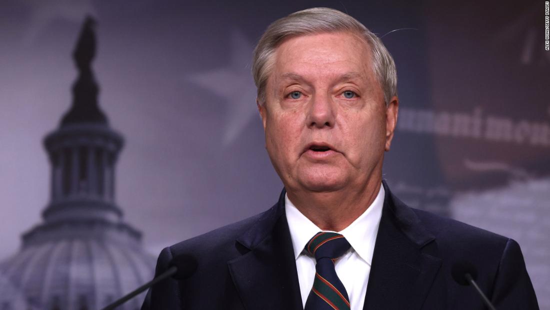 Lindsey Graham leaves for Mar-a-Lago on a peace mission as Trump’s latest feud rages within the parties