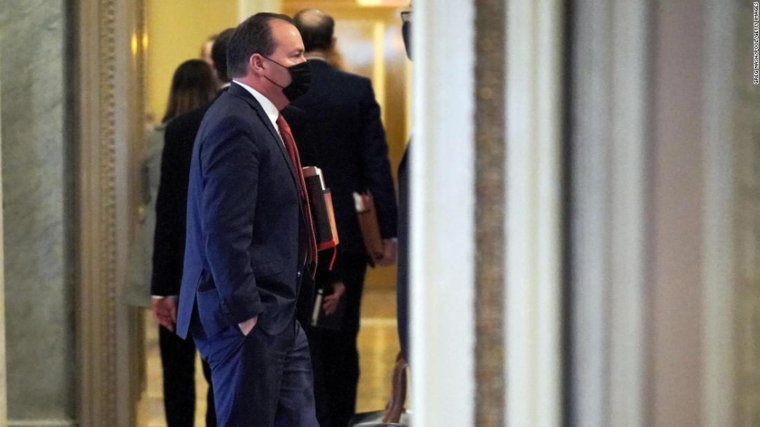 Republican Senator Mike Lee delivers telephone records to House impeachment managers