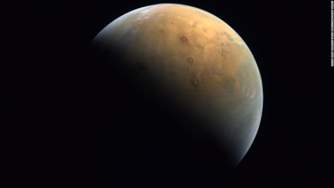 UAE Mars mission: Hope Probe sends the first photo of the red planet