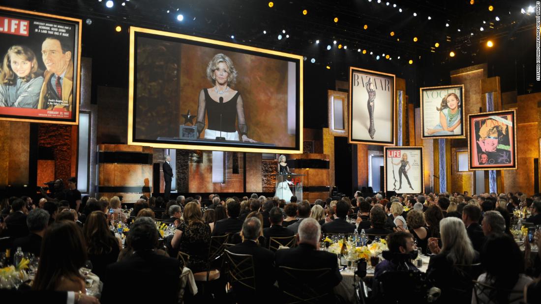 Fonda accepts the American Film Institute&#39;s Life Achievement Award in 2014.