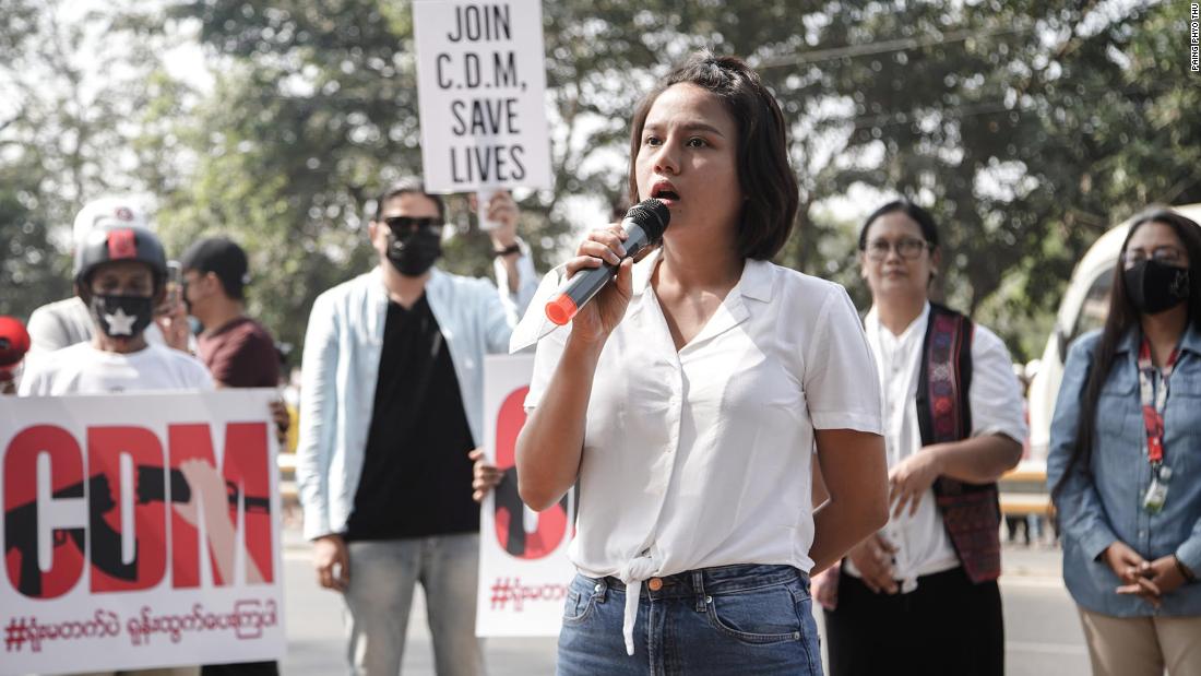 Mjanmarský puč: Celebrity proti Junte boli pridané na zoznam zadržaných osôb