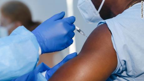 US could achieve herd immunity by summer with vaccination alone, CNN analysis shows