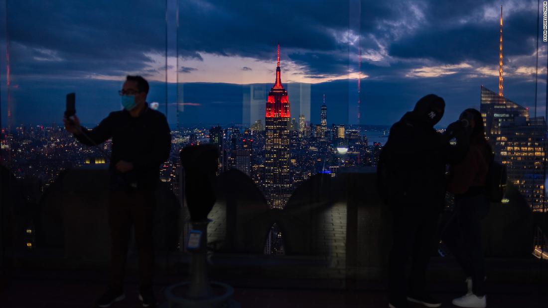 The Empire State Building in New York is illuminated in red on February 16 to mark Perseverance&#39;s scheduled landing on the red planet.