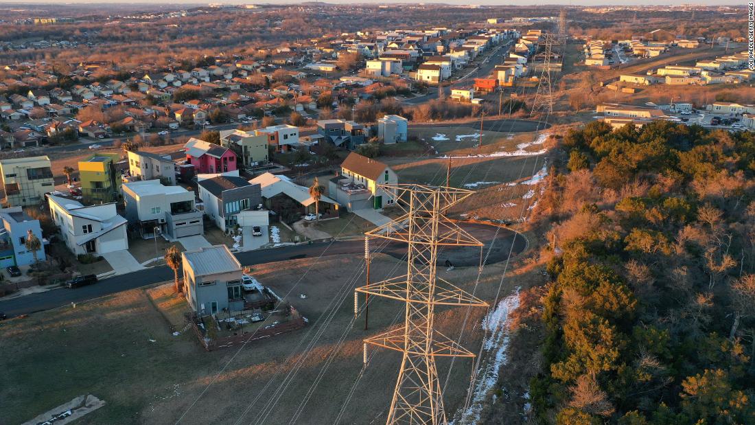 Texas officials investigate excessive energy bills in storm surge