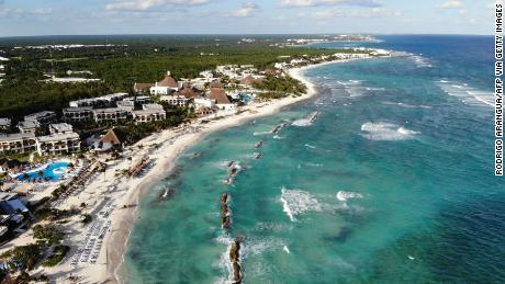 Risky business? Balancing Mexico&#39;s pandemic response with tourism