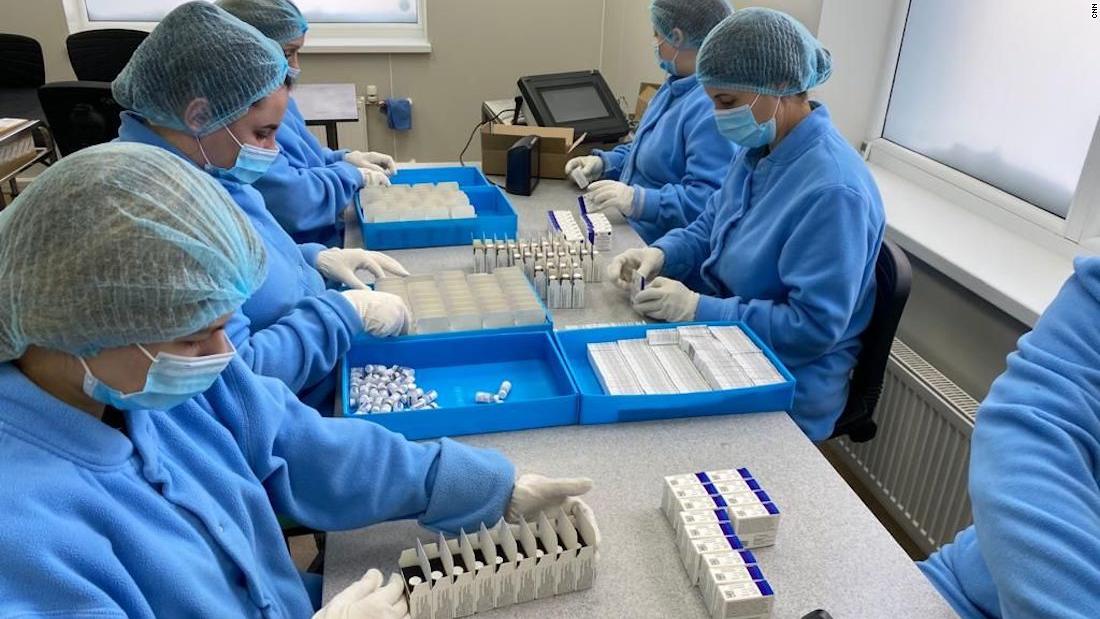 Russia shows the new vaccine factory Covid-19, even though its people are hesitant to take the injection