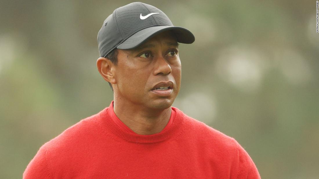 Live Updates Tiger Woods Injured In Car Crash
